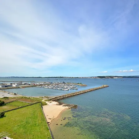 Apartamento Sobre El Mar En * Villanueva De Arosa